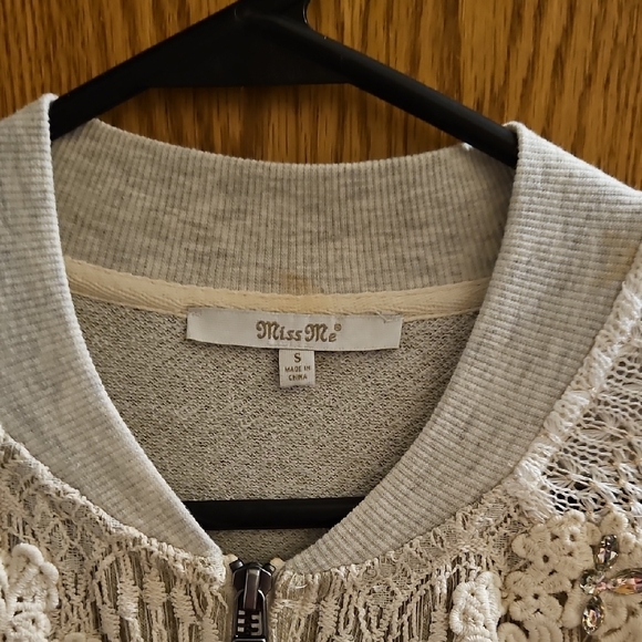 Miss Me Jacket - Picture 3 of 4